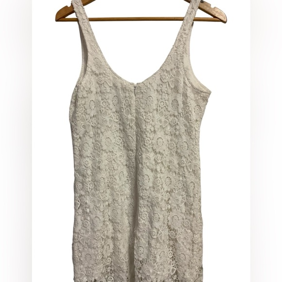 Abercrombie & Fitch White Crochet Lace Top - Picture 3 of 9